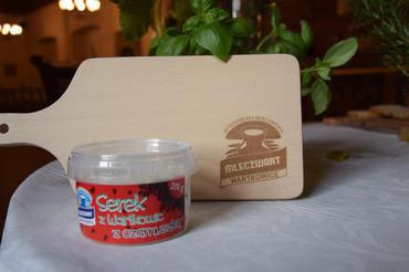 Serek z Wartkowic z czarnuszką 200g