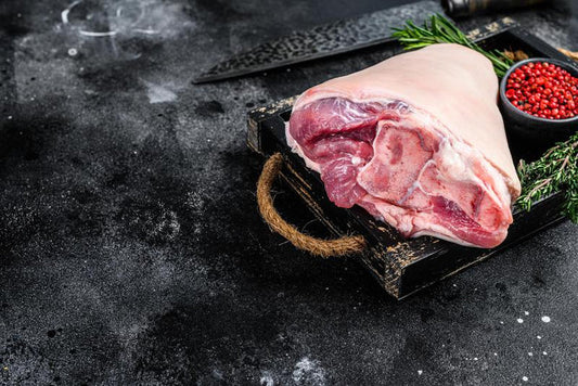 Golonka wieprzowa tylna z kością 1 kg