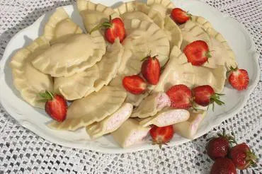 Pierogi z serem i truskawkami 1 kg